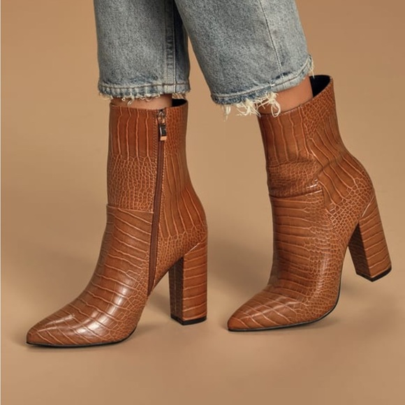 ✨ Brand New Lulu’s Croc Ankle Boots ✨ - Picture 2 of 3